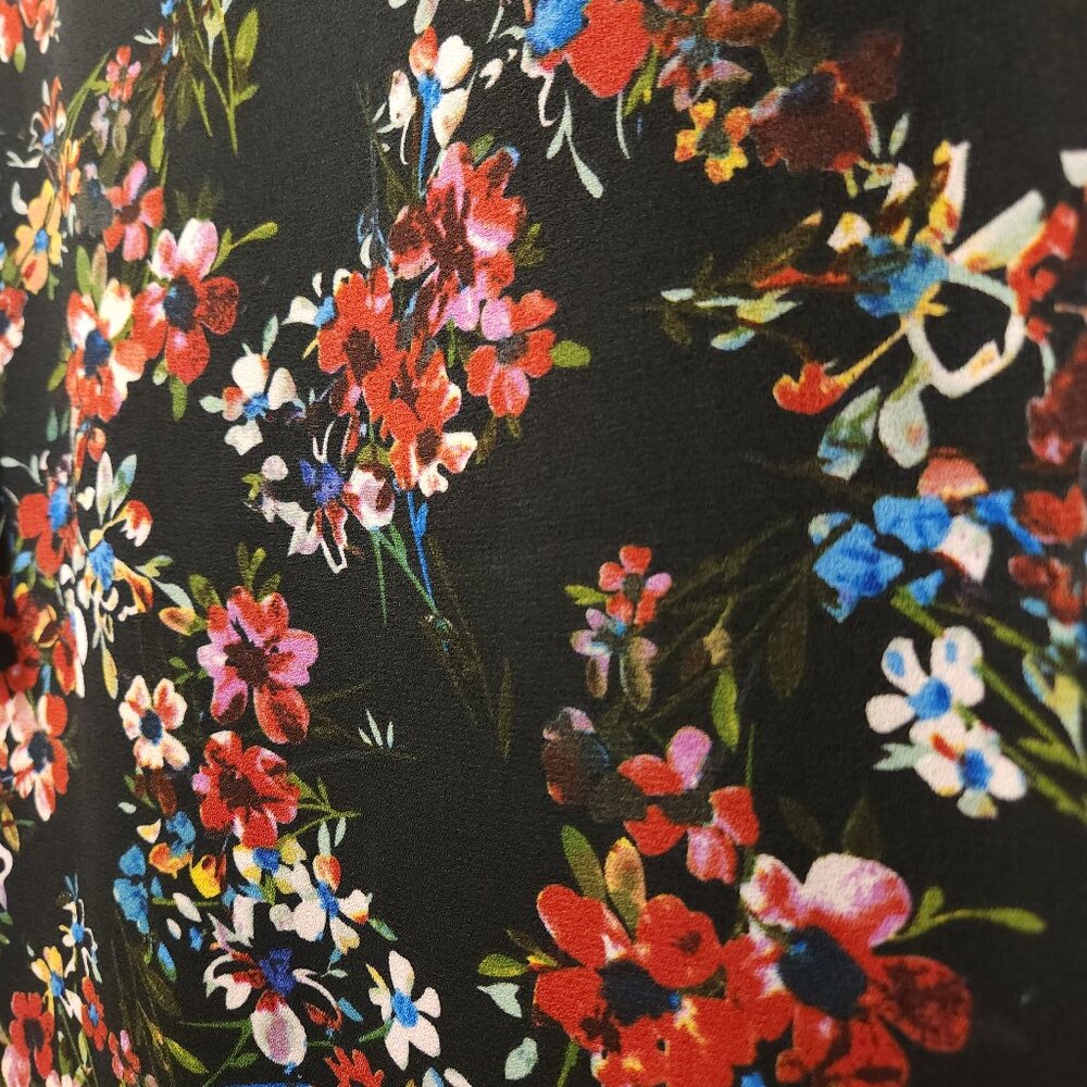 Zara Basic Floral Blouse - Size Small - image 5